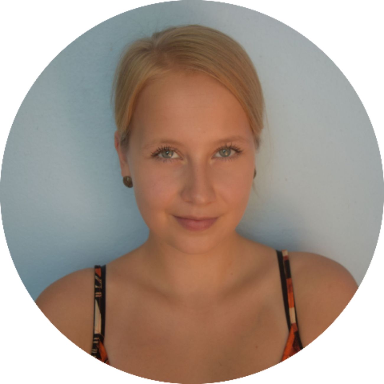 Profile picture for user lara