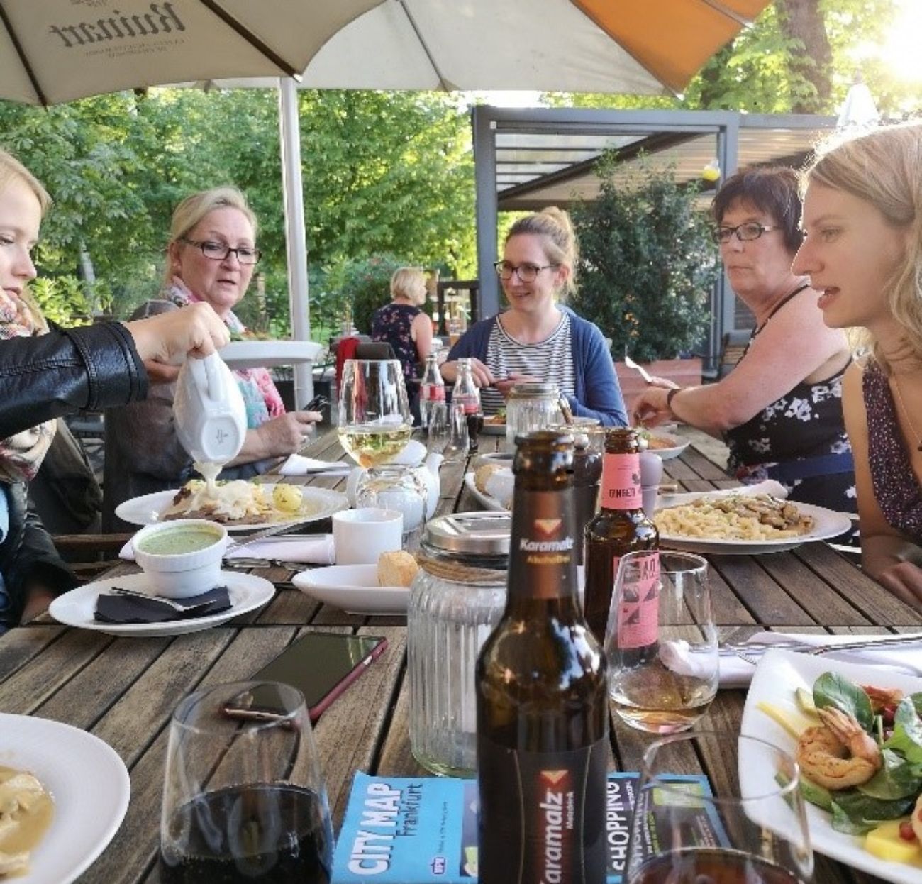 Multiple Sklerose und schick Essen gehen